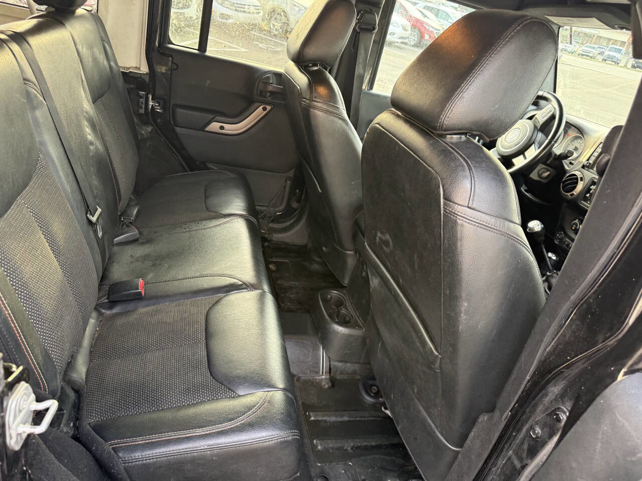 Used 2016 Jeep Wrangler Unlimited Sahara image 20