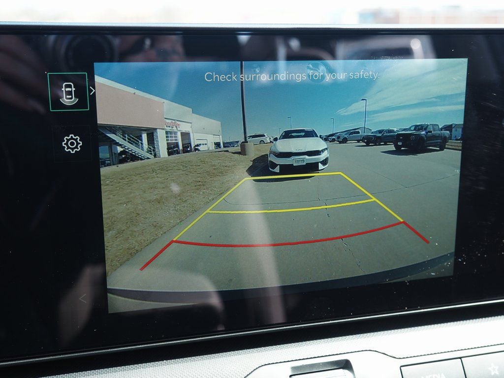 New 2026 Kia K4 LXS image 12