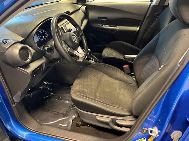 Used 2022 Nissan Kicks S FWD image 6