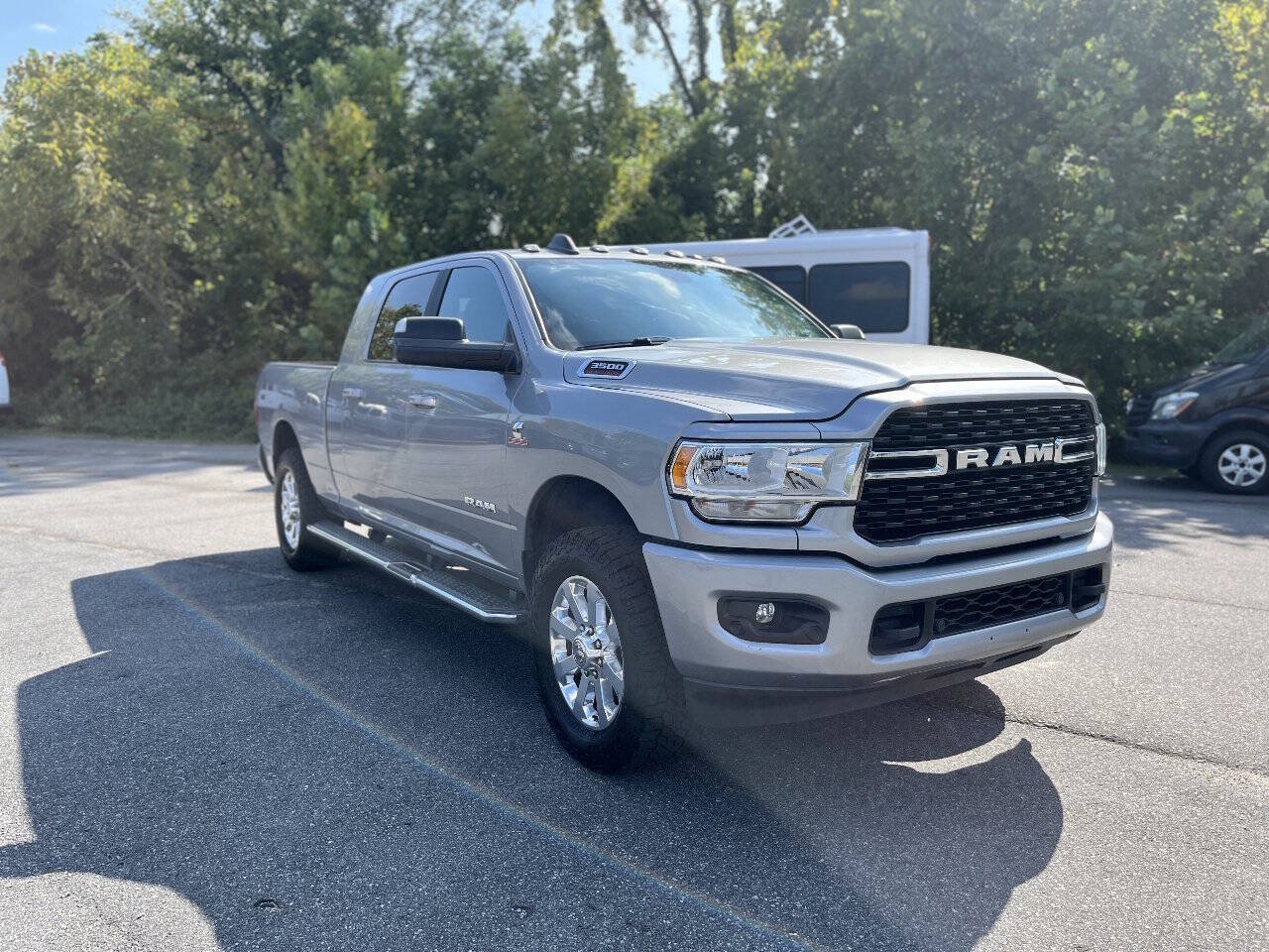 Used 2022 RAM 3500 Big Horn w/ Level A Equipment Group AWD/4WD image 8