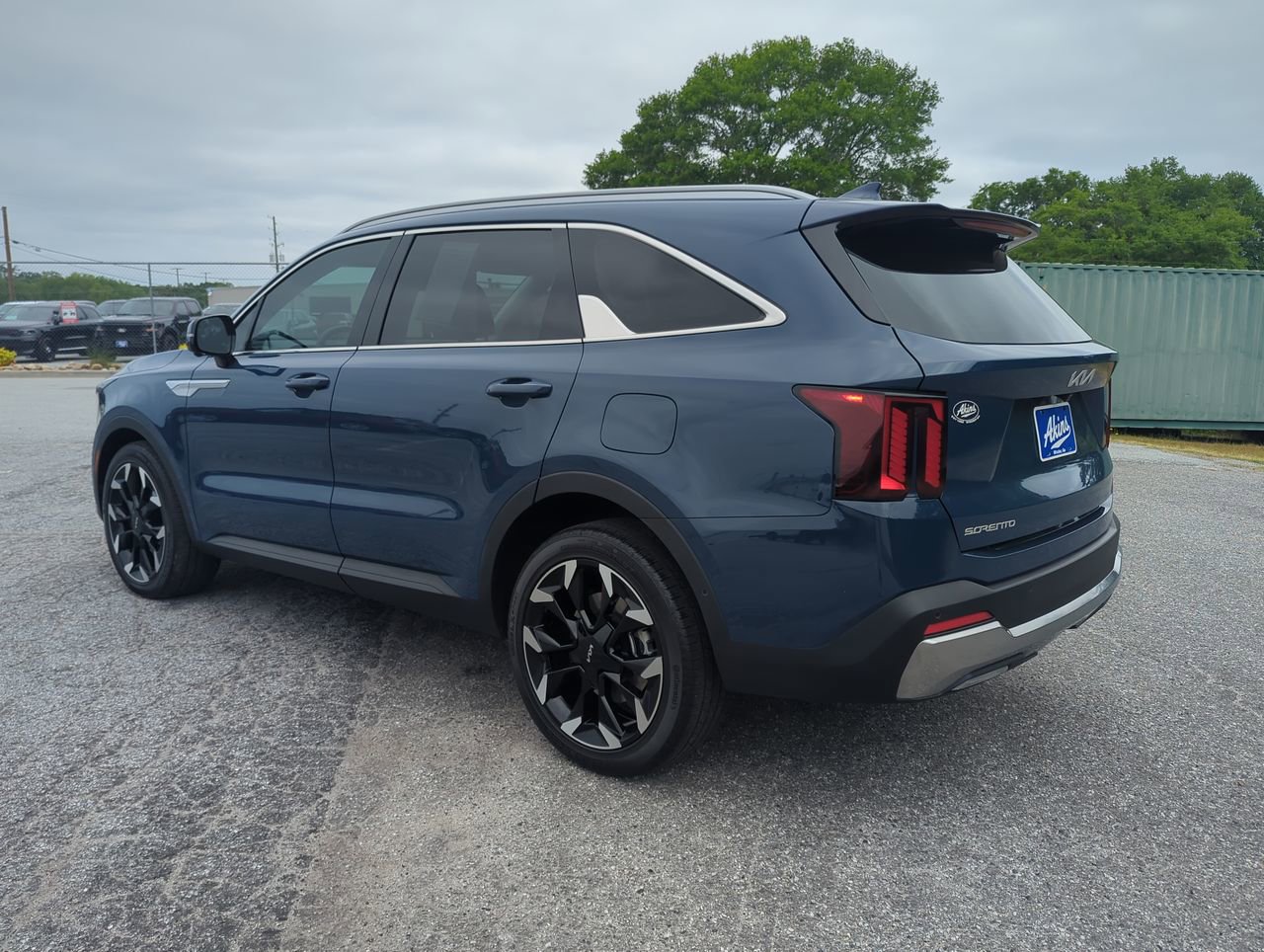 Used 2025 Kia Sorento SX FWD image 5