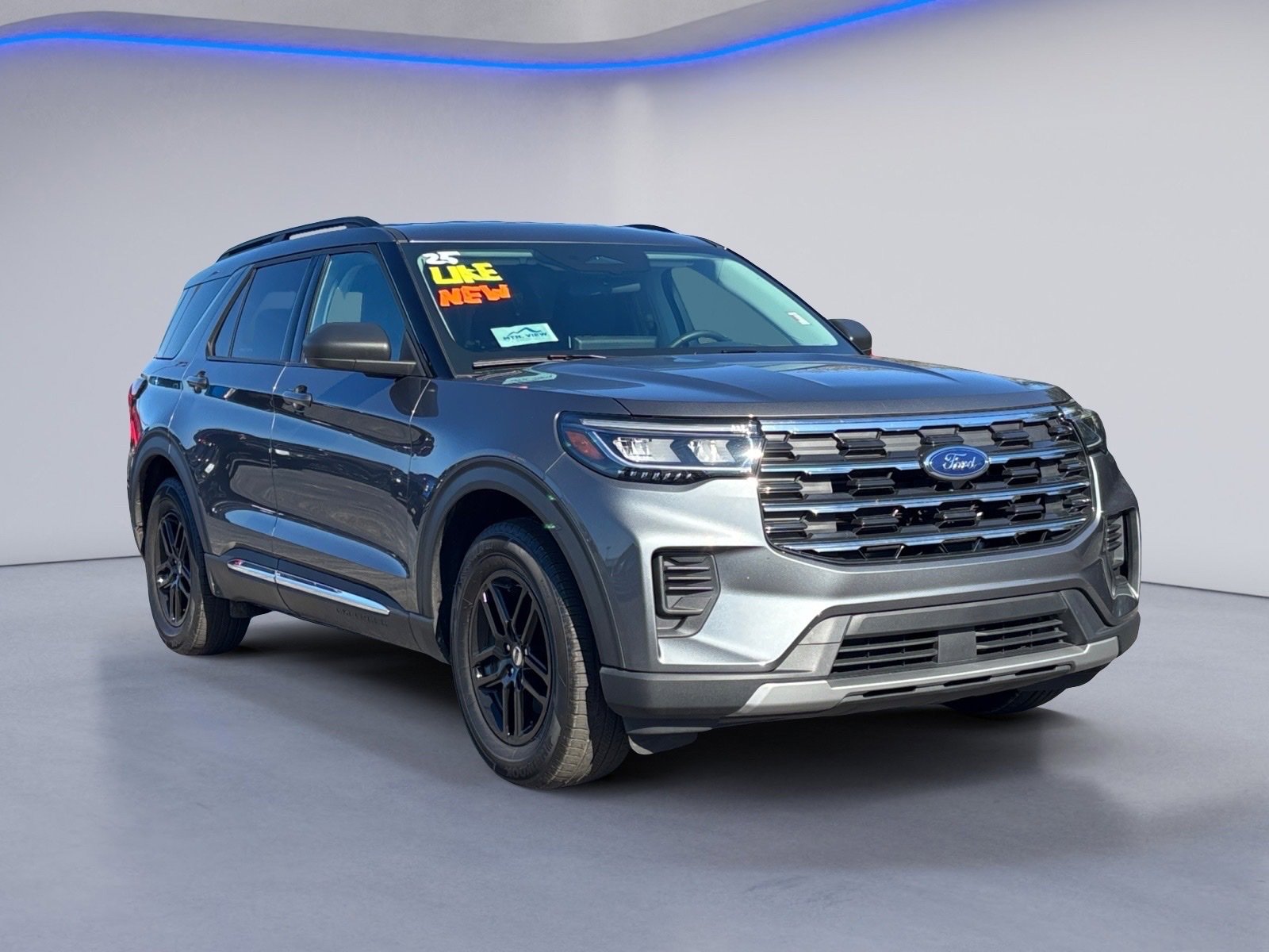 Used 2025 Ford Explorer Active image 8