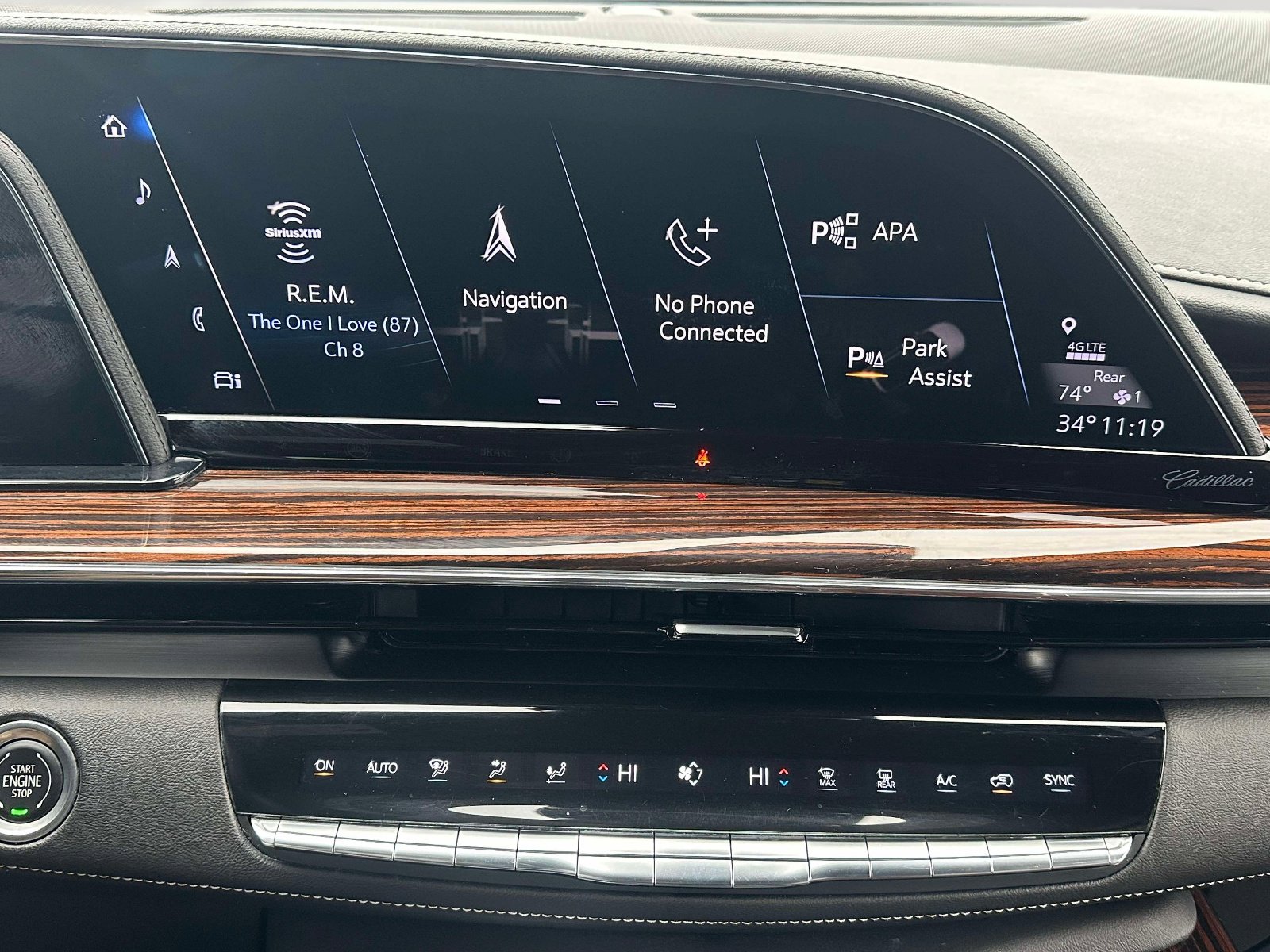 Used 2022 Cadillac Escalade Premium Luxury w/ LPO, Illumination Package image 9