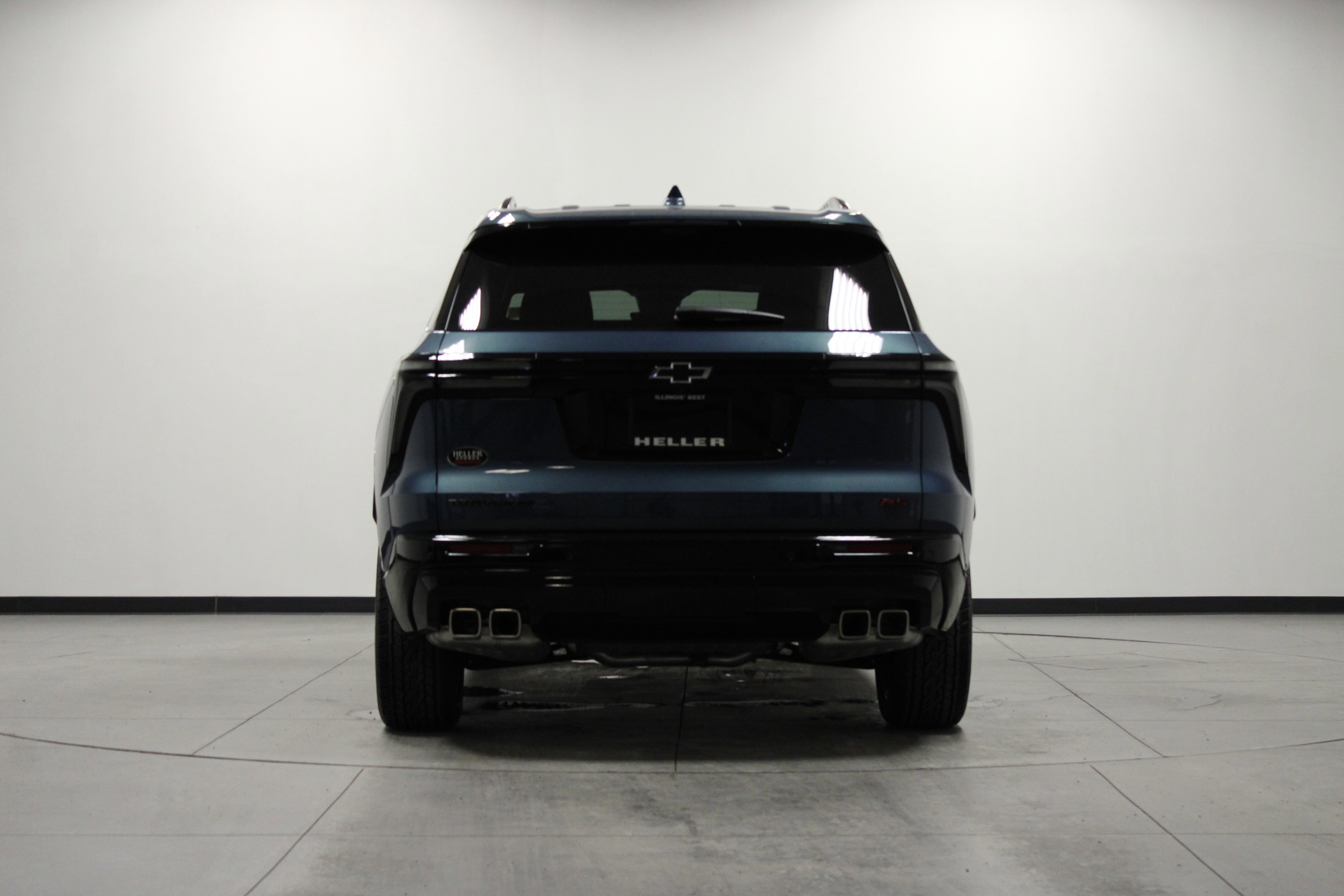 Used 2025 Chevrolet Traverse RS w/ LPO, Floor Liner Package image 5