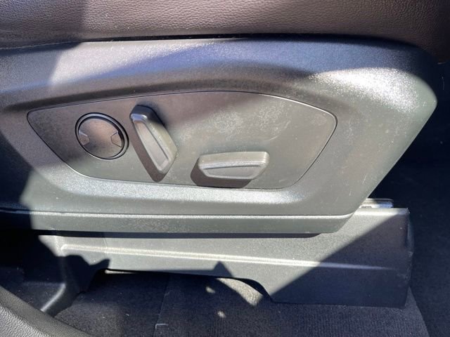 Used 2022 Ford Explorer Limited w/ Equipment Group 301A image 40