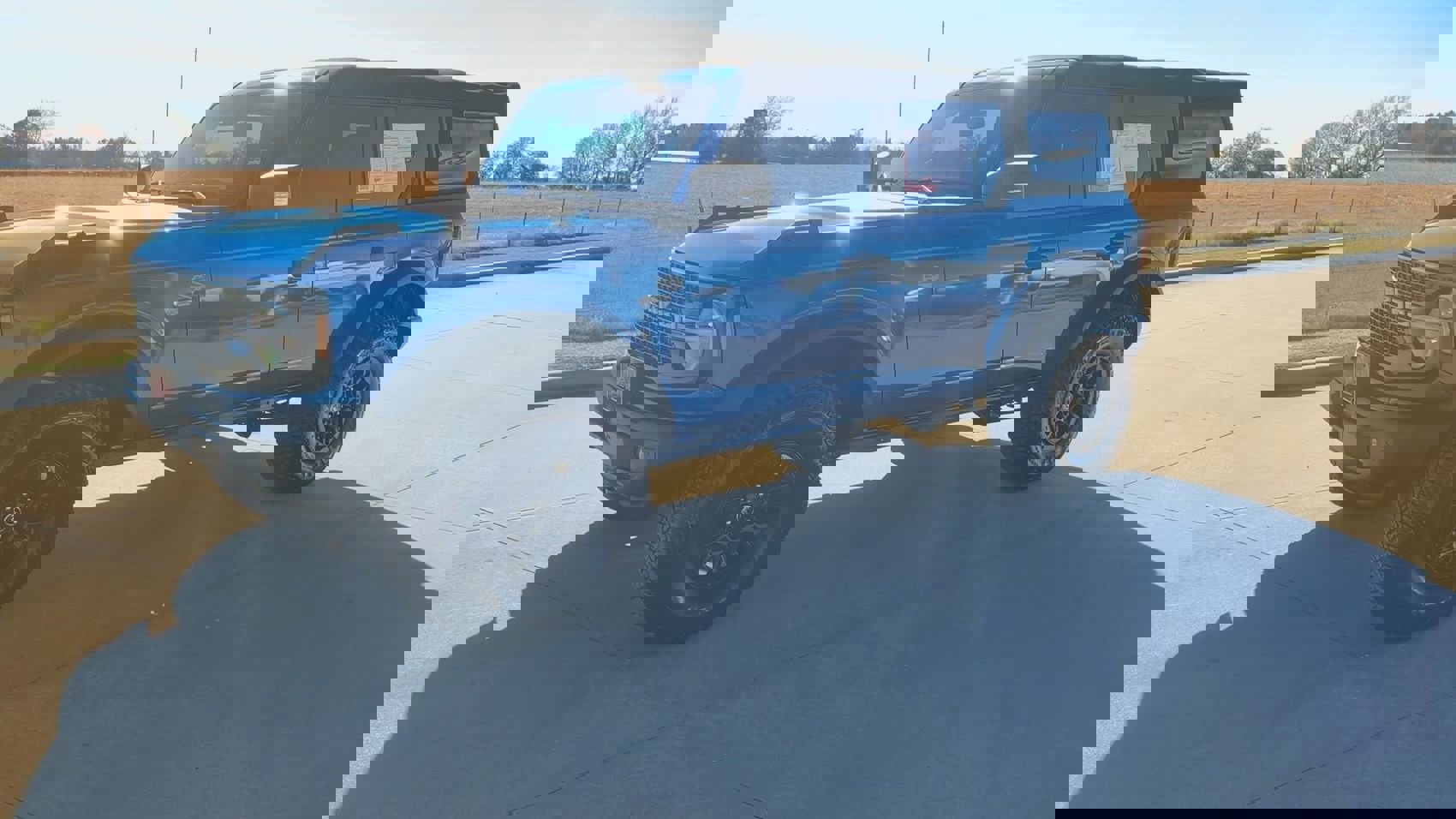 Used 2022 Ford Bronco Wildtrak image 5