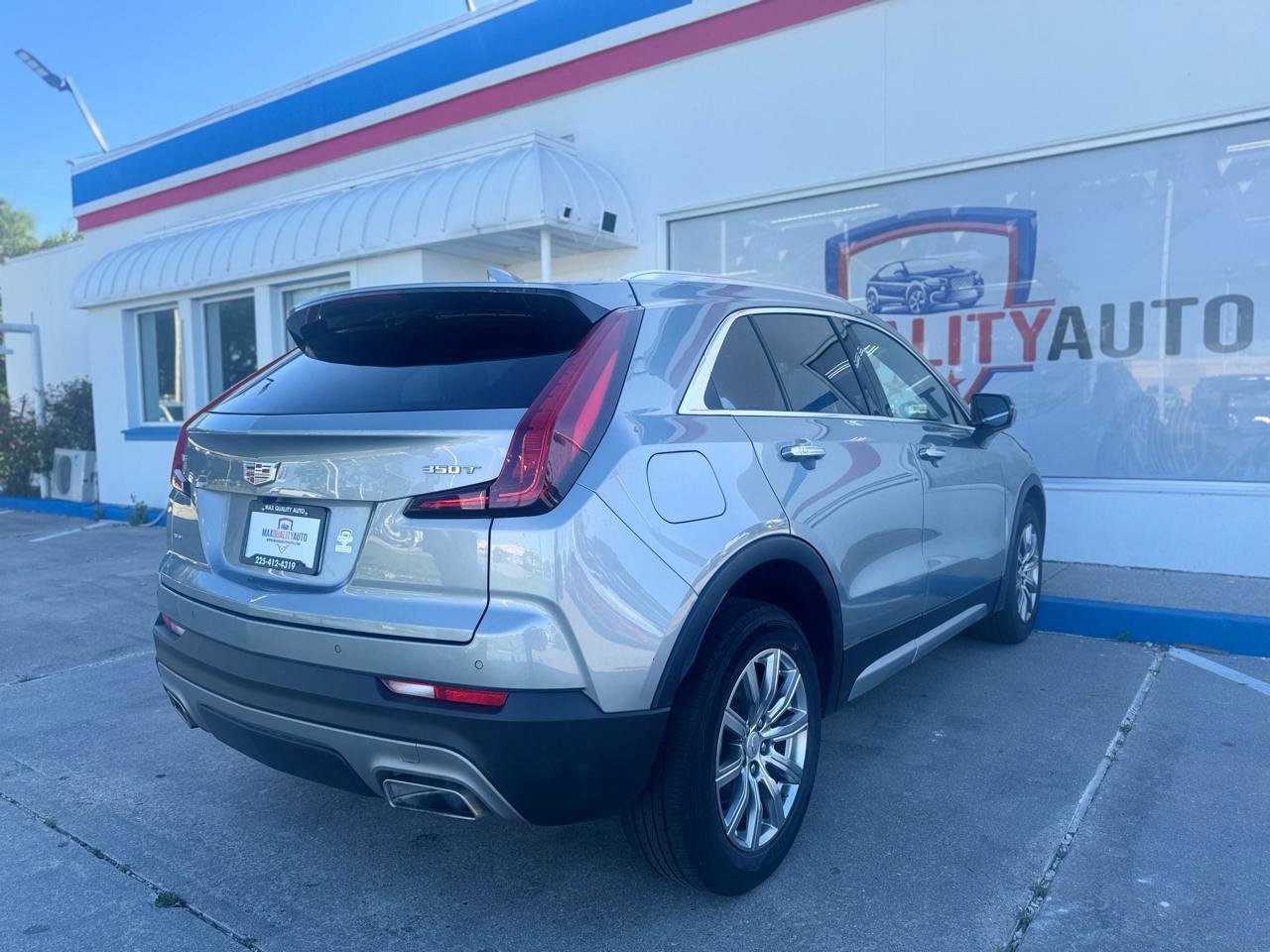 Used 2023 Cadillac XT4 Premium Luxury image 38