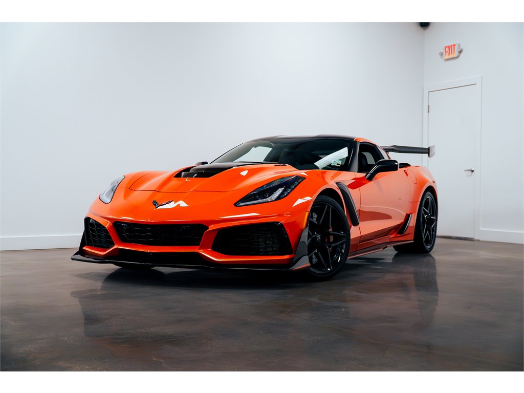 Used 2019 Chevrolet Corvette ZR1 RWD image 1