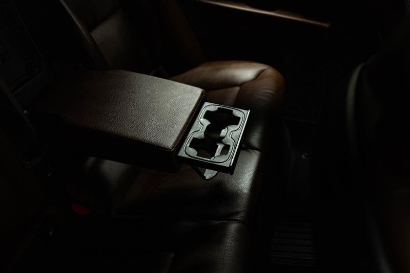 Used 2022 Volvo XC60 T8 Inscription image 13