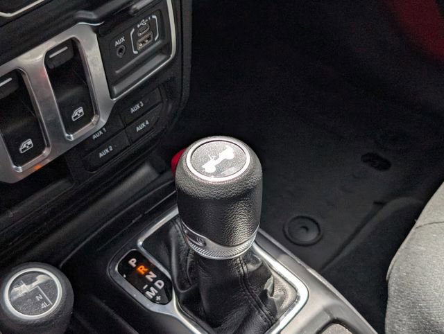Used 2022 Jeep Wrangler Sport AWD/4WD image 23