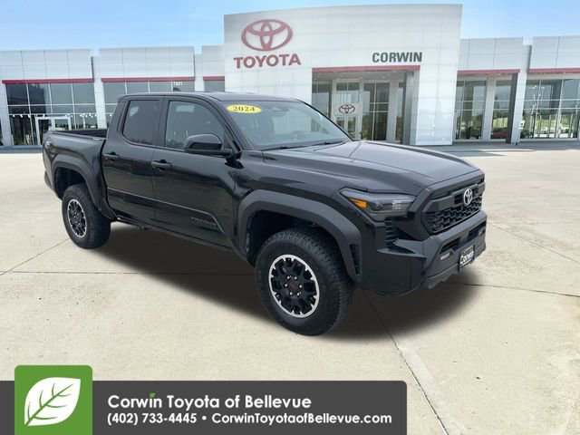 Used 2024 Toyota Tacoma TRD Off-Road image 2
