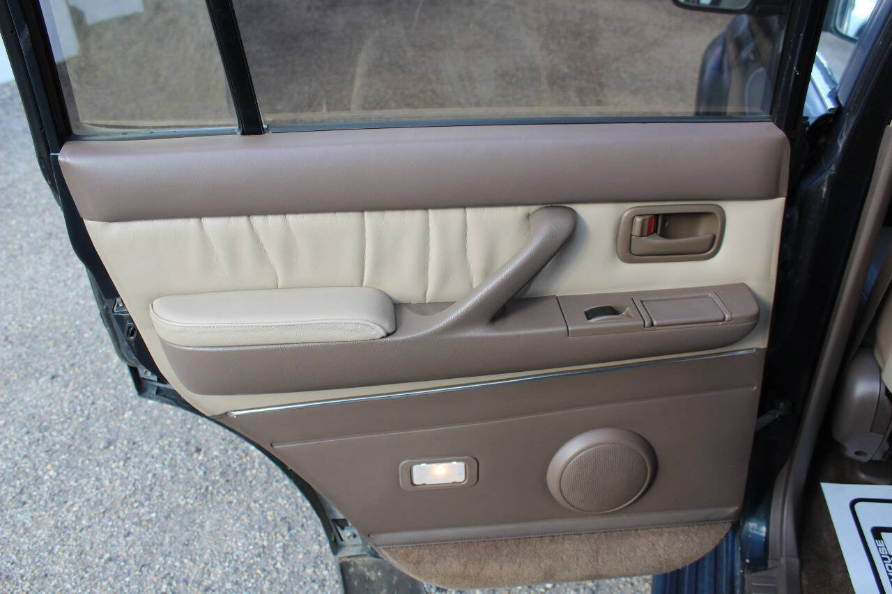 Used 1996 Toyota Land Cruiser AWD/4WD image 17