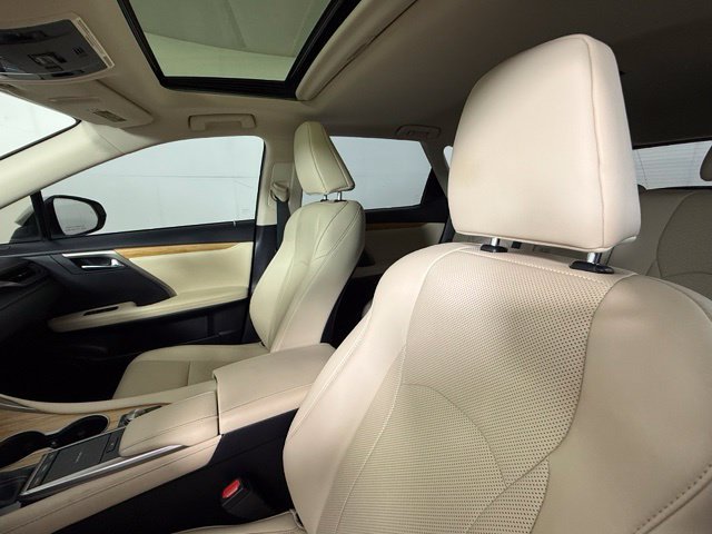 Used 2022 Lexus RX 350L FWD w/ Premium Package image 16