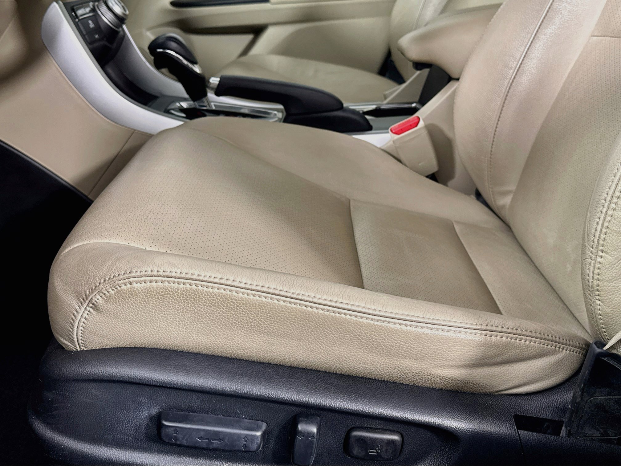 Used 2014 Honda Accord EX-L image 19