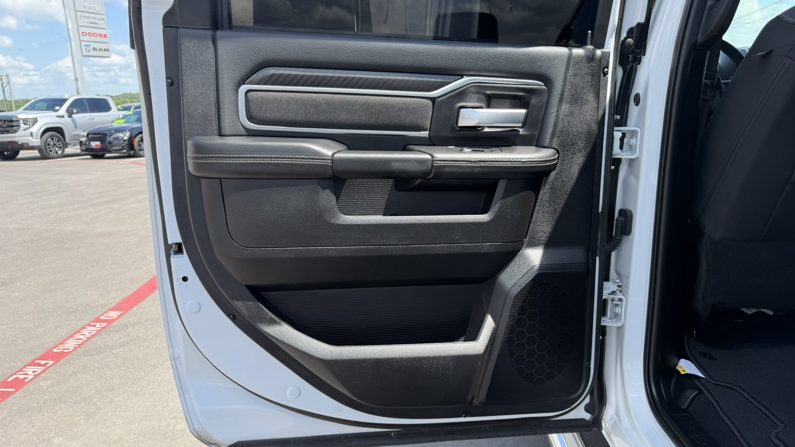 Used 2025 RAM 2500 Lone Star AWD/4WD image 14