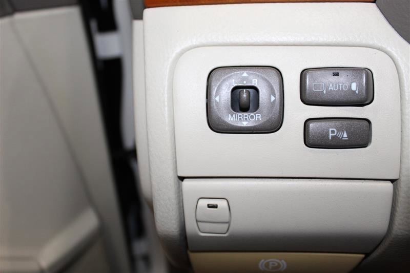 Used 2003 Lexus LS 430 image 29