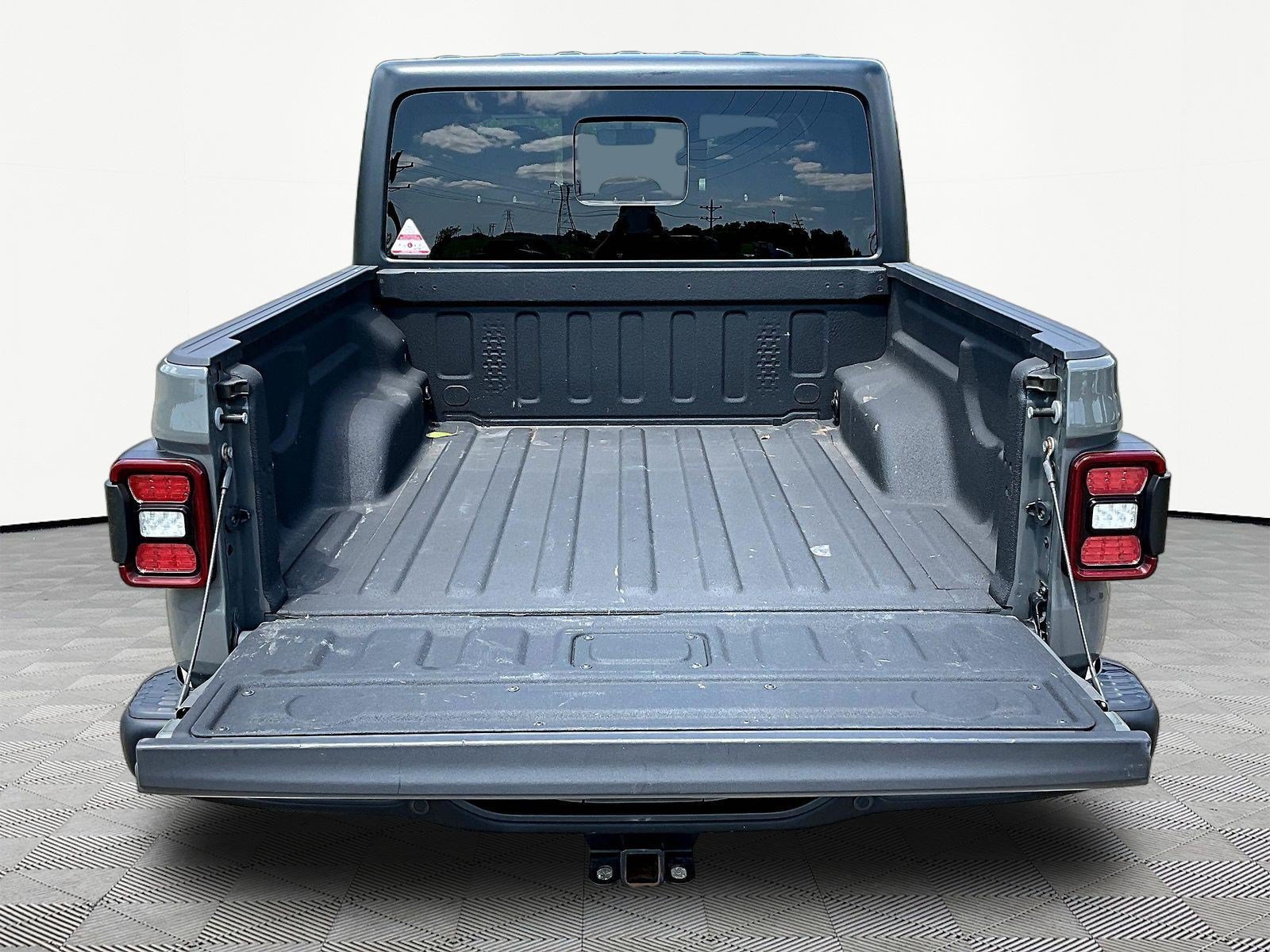 Used 2021 Jeep Gladiator Rubicon AWD/4WD image 7