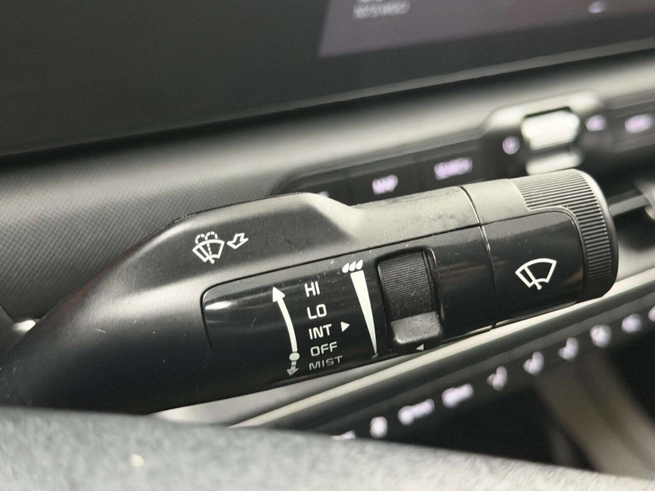 Used 2025 Kia K4 image 35