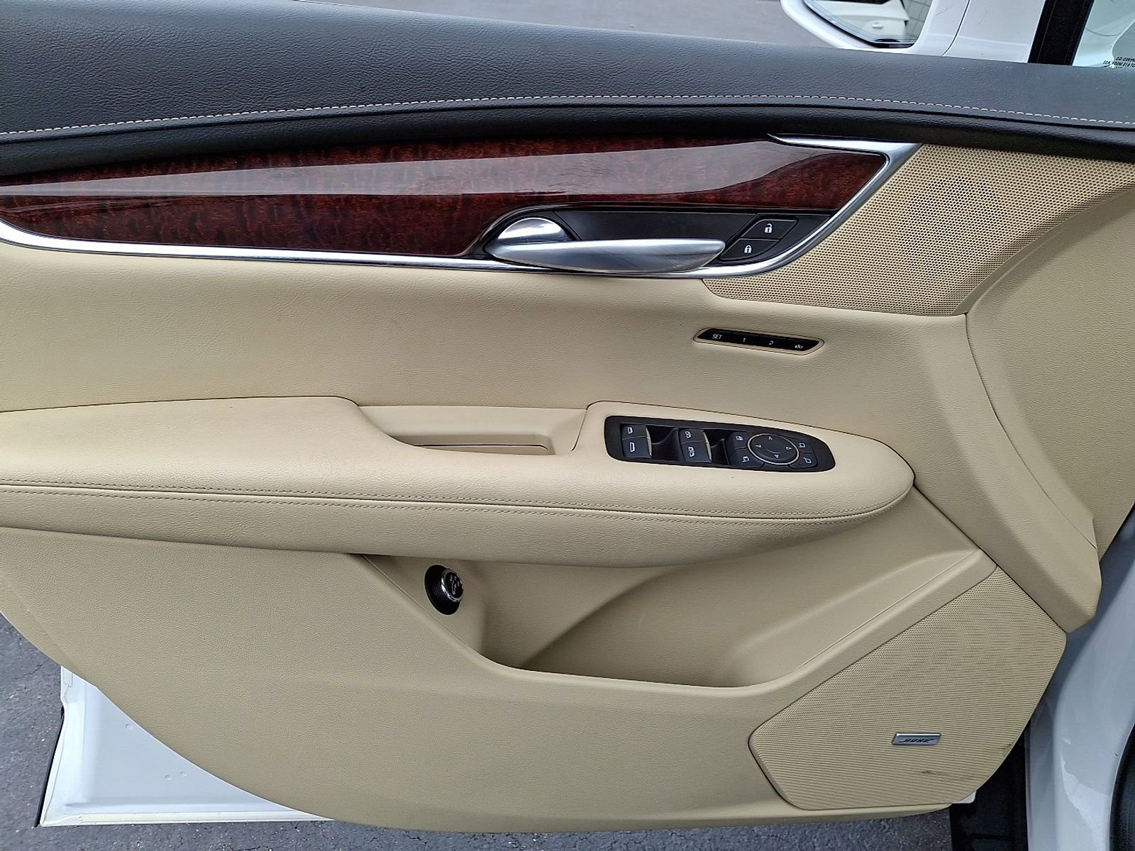 Used 2017 Cadillac XT5 Premium Luxury image 13