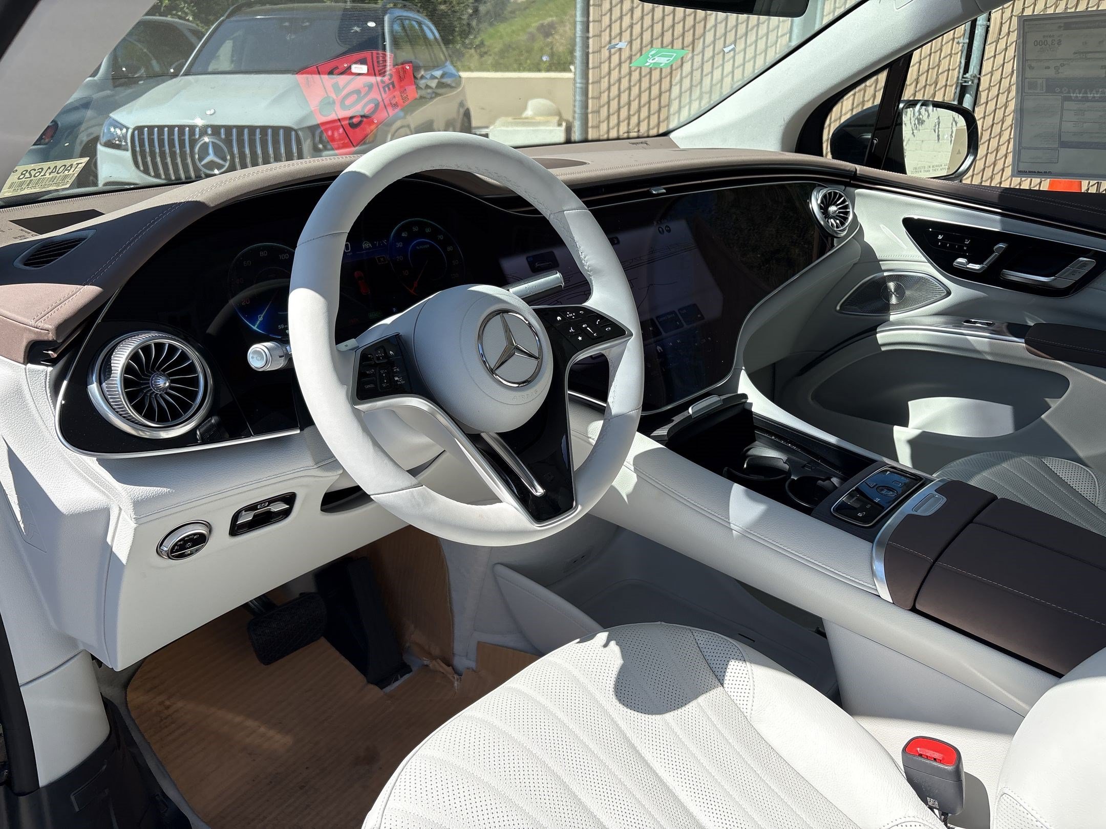 New 2026 Mercedes-Benz EQS 400 4MATIC SUV image 4