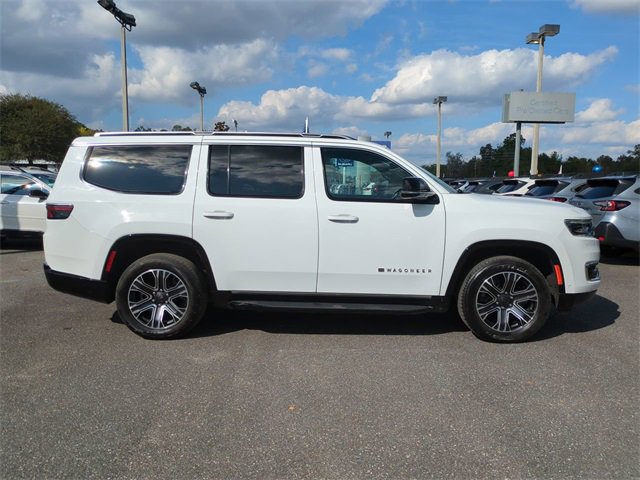 Used 2024 Jeep Wagoneer Series II image 3