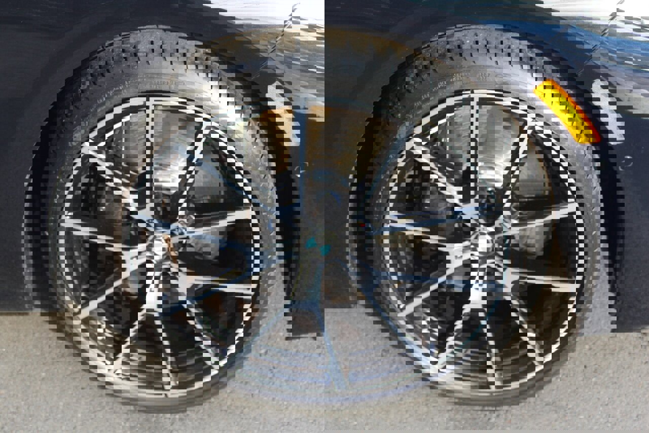 Used 2022 BMW 840i xDrive Convertible w/ Driving Assistance Package image 32