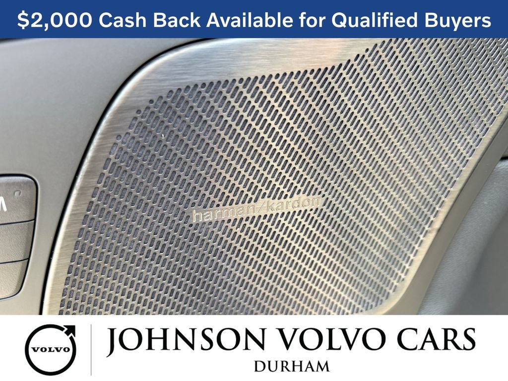 New 2026 Volvo XC60 B5 Plus w/ Protection Package Premier AWD/4WD image 10
