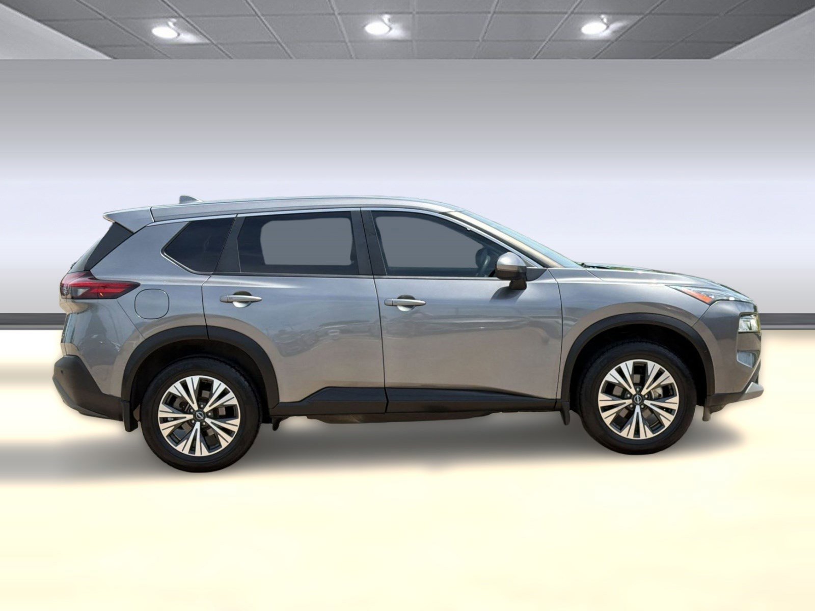 Used 2023 Nissan Rogue SV FWD image 8