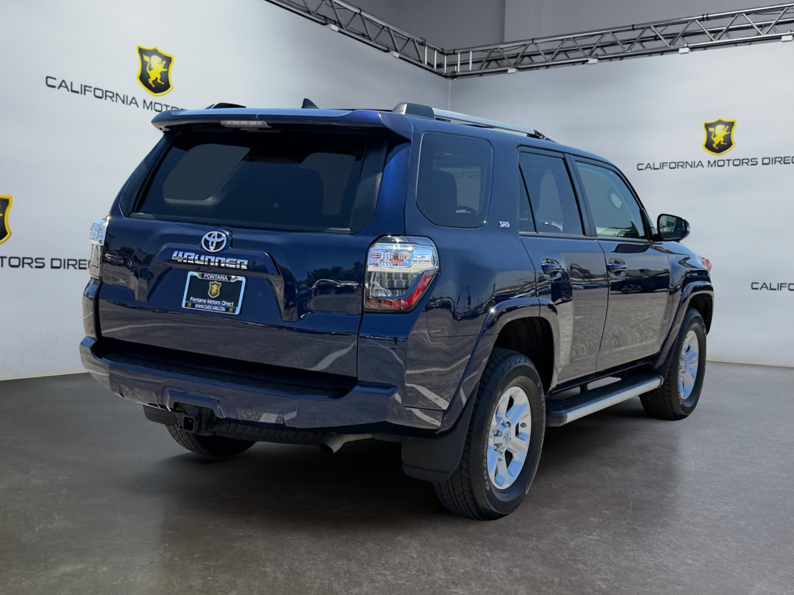 Used 2021 Toyota 4Runner SR5 Premium w/ Moonroof Package AWD/4WD image 5