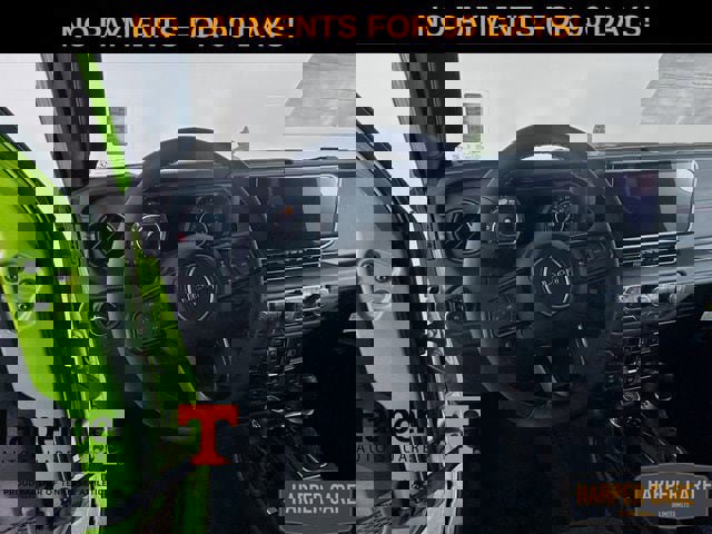 New 2025 Jeep Wrangler Unlimited Rubicon w/ Technology Group image 14