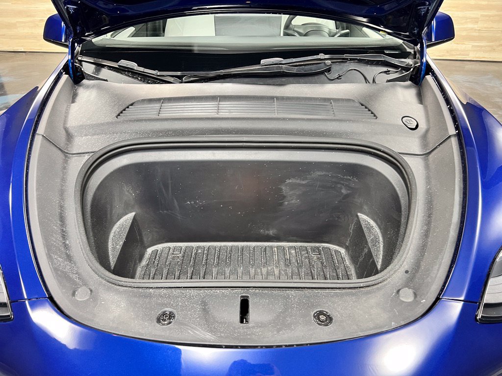 Used 2025 Tesla Model Y Long Range AWD/4WD image 10