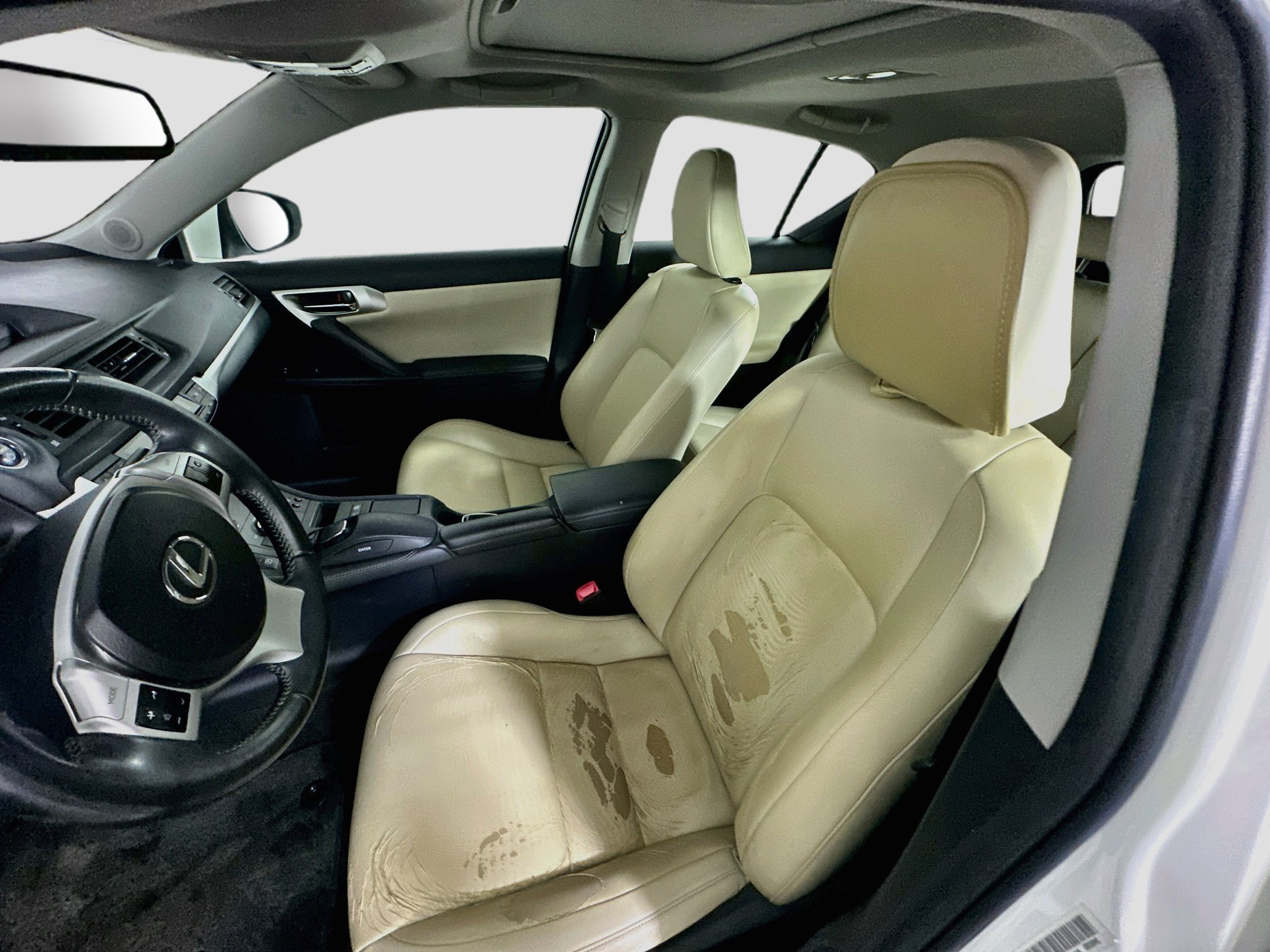 Used 2013 Lexus CT 200h w/ Premium Pkg w/Navigation FWD image 13
