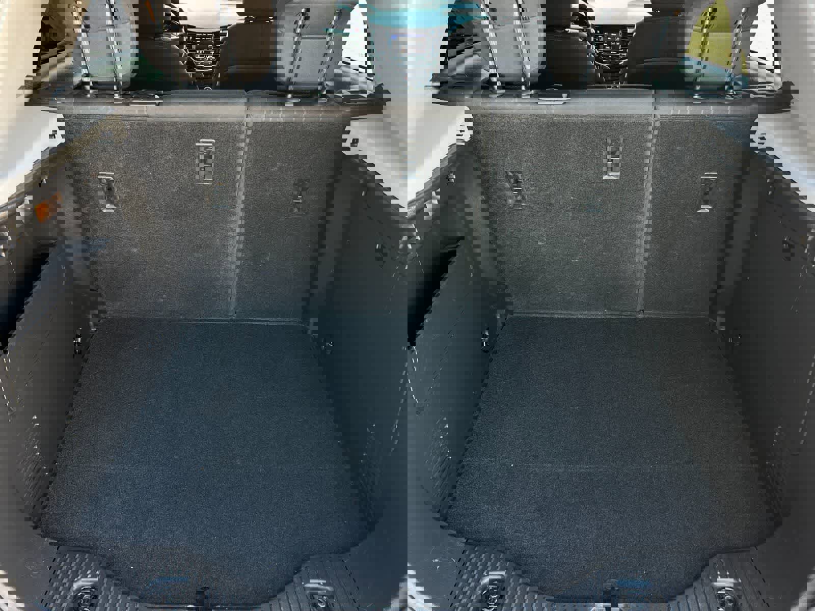 Used 2020 Chevrolet Trax LT image 16