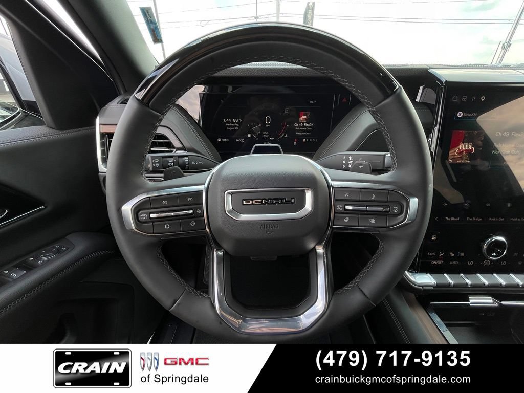 Used 2026 GMC Yukon Denali w/ Advanced Technology Package AWD/4WD image 14