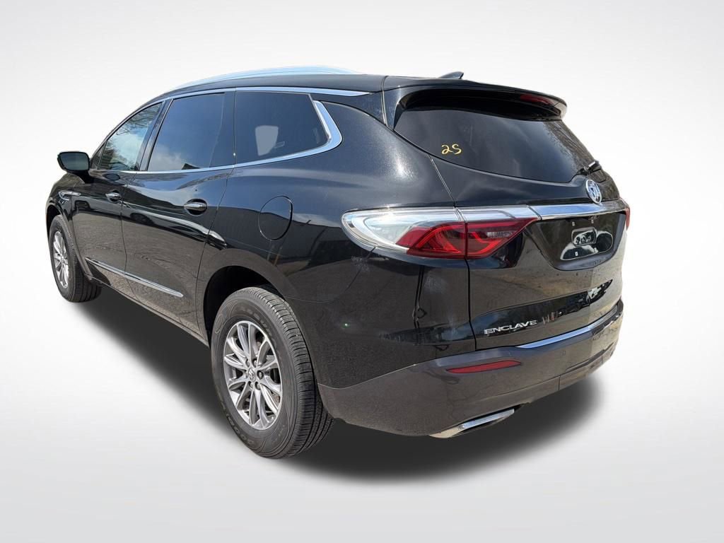 Used 2024 Buick Enclave Premium image 13
