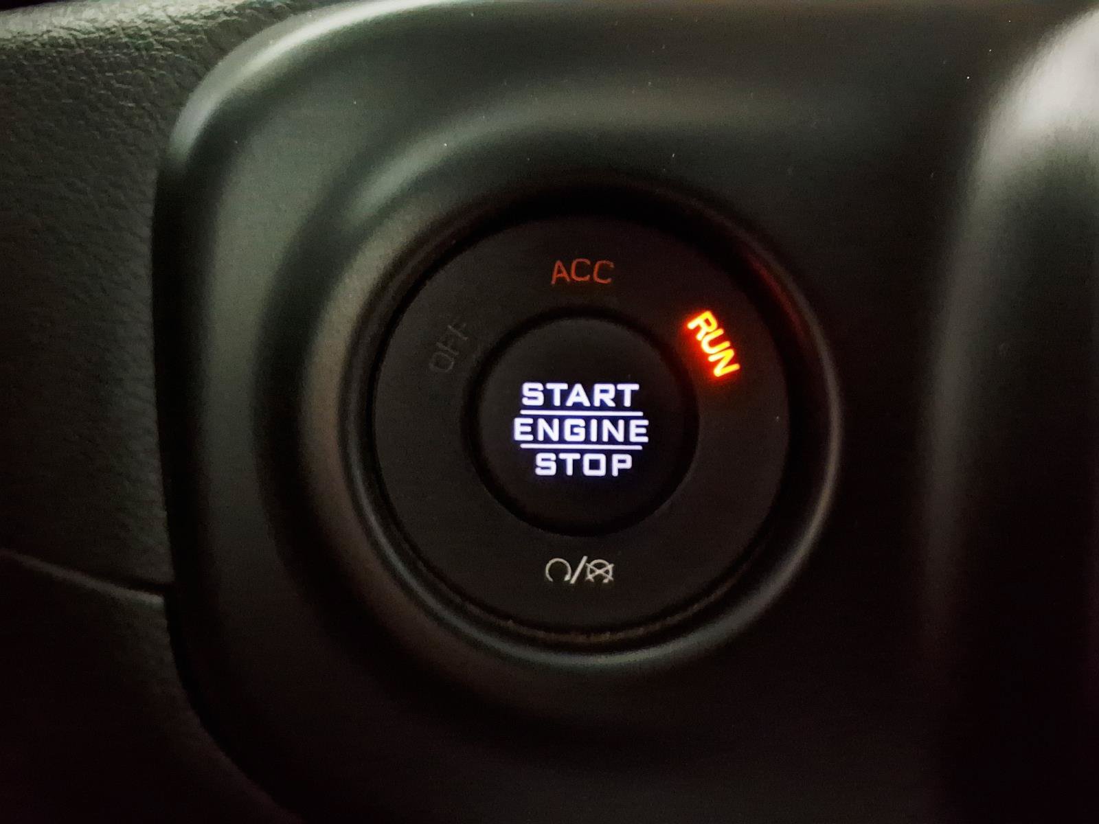 Used 2020 Jeep Gladiator Overland AWD/4WD image 23
