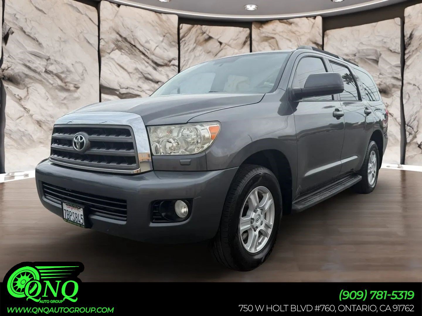 Used 2013 Toyota Sequoia SR5 RWD image 1