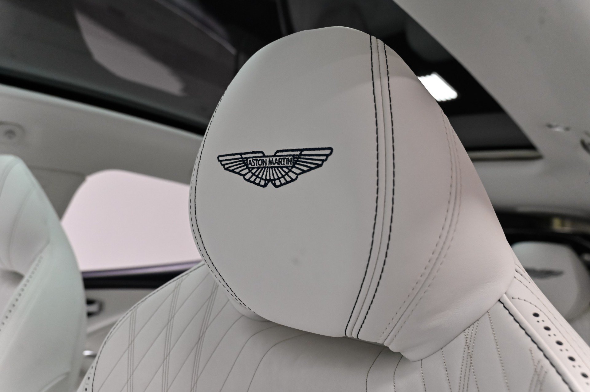 Used 2023 Aston Martin DBX 707 AWD/4WD image 8