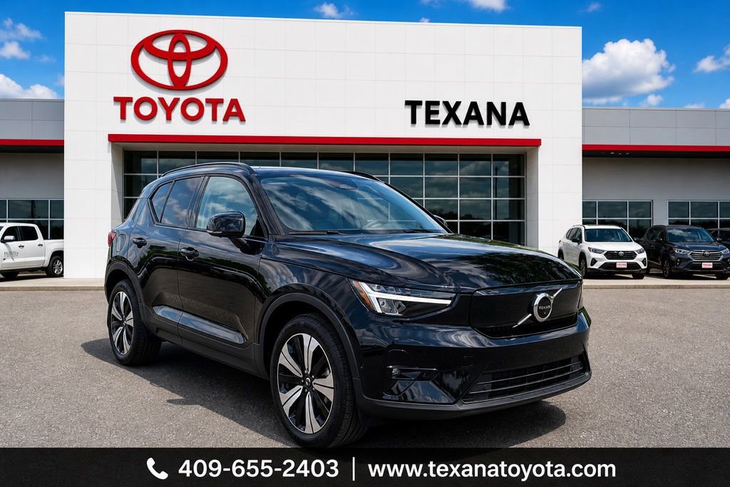 Used 2023 Volvo XC40 Recharge Plus AWD/4WD image 1
