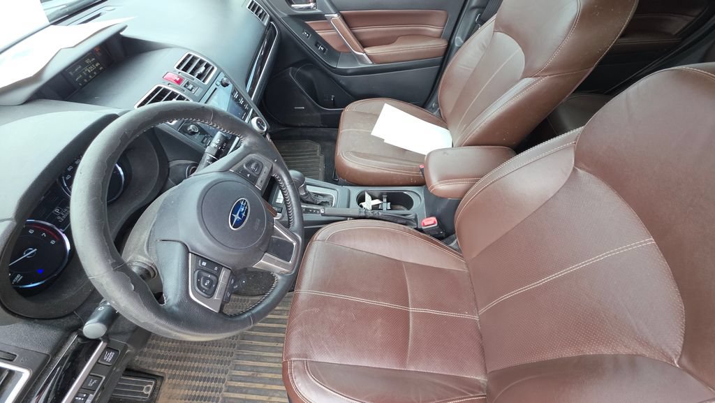 Used 2018 Subaru Forester 2.5i Touring AWD/4WD image 12