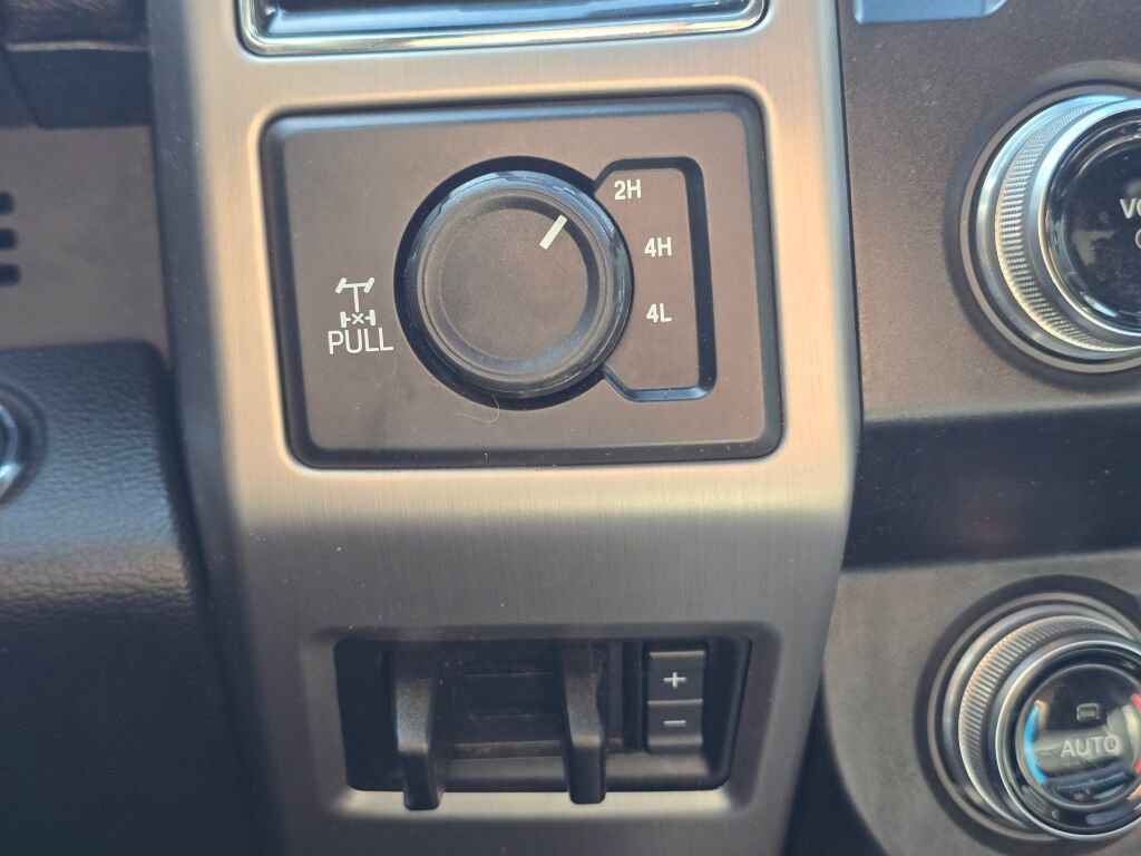 Used 2019 Ford F350 Platinum w/ Platinum Ultimate Package image 29