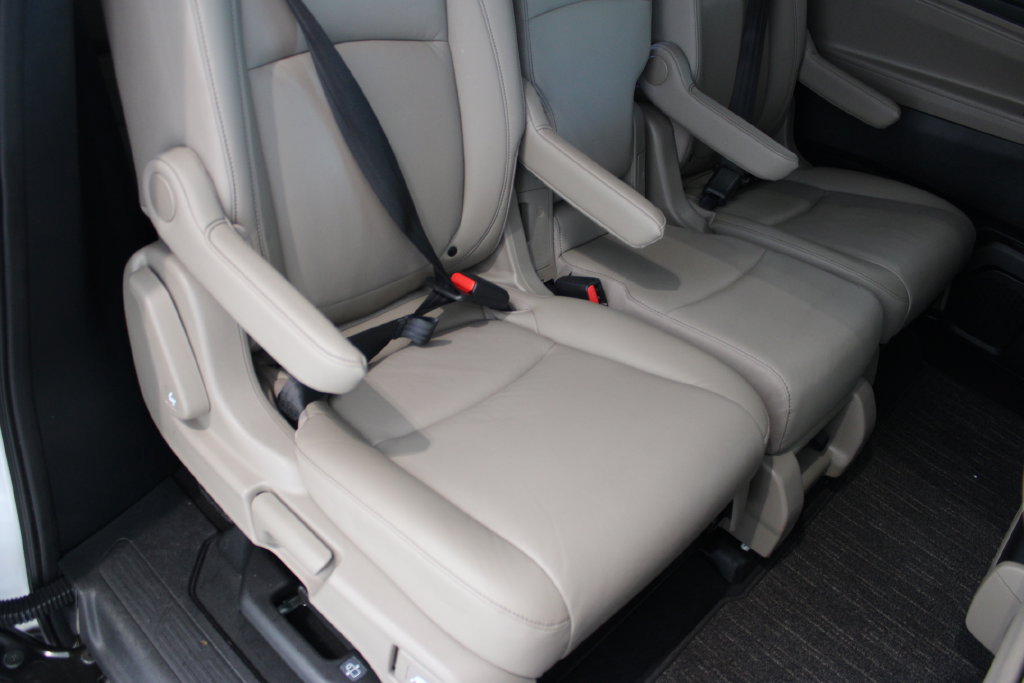 Used 2023 Honda Odyssey EX-L image 25