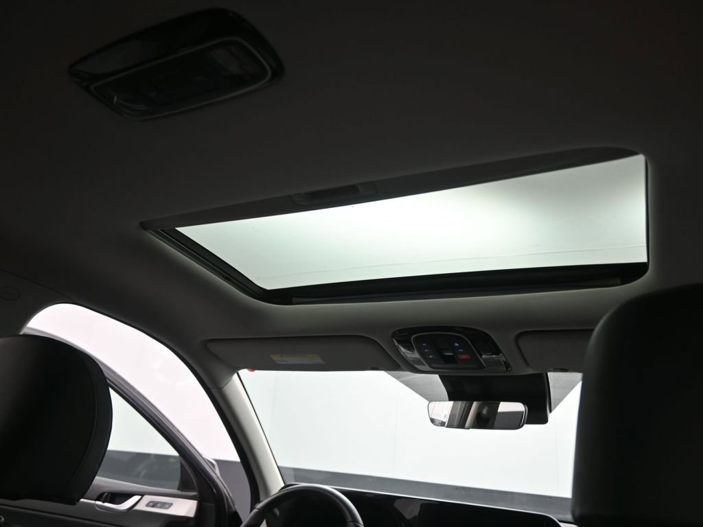 Used 2024 Hyundai Palisade SEL w/ Premium Package image 18