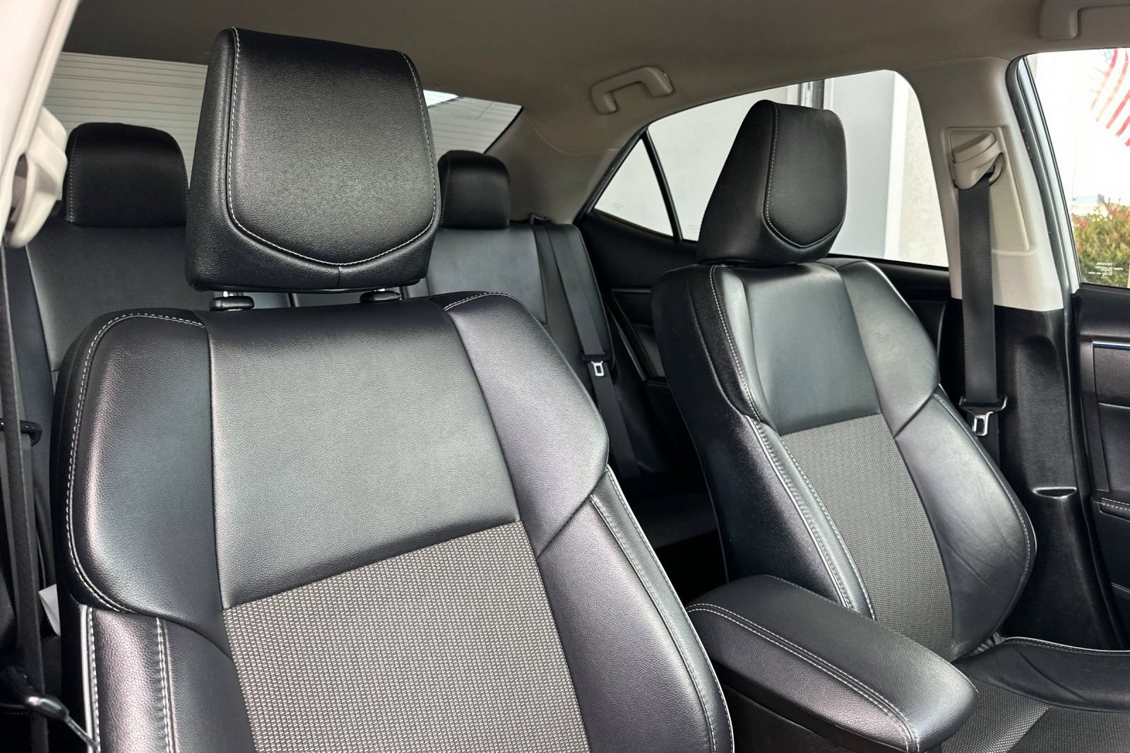 Used 2015 Toyota Corolla S FWD image 15