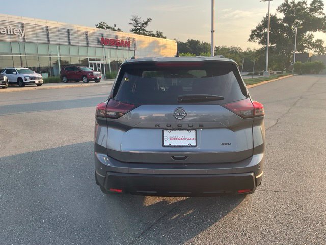 New 2026 Nissan Rogue Dark Armor AWD/4WD image 5