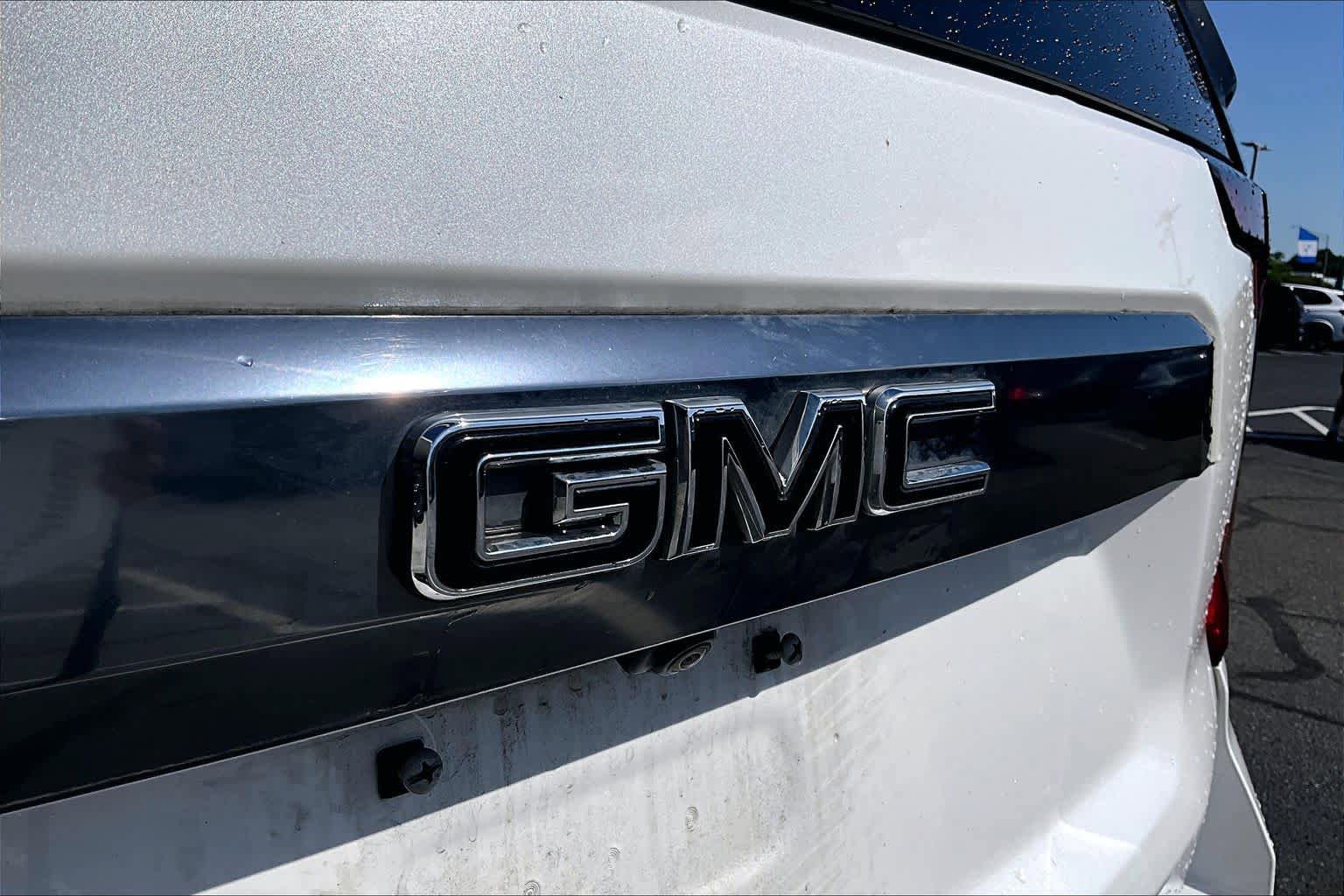 Used 2024 GMC Yukon AT4 w/ AT4 Premium Plus Package AWD/4WD image 30