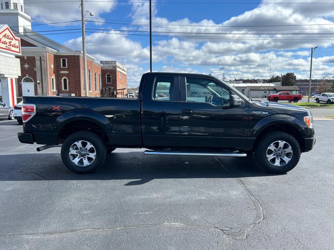 Used 2013 Ford F150 STX w/ Mid Equipment Group AWD/4WD image 4
