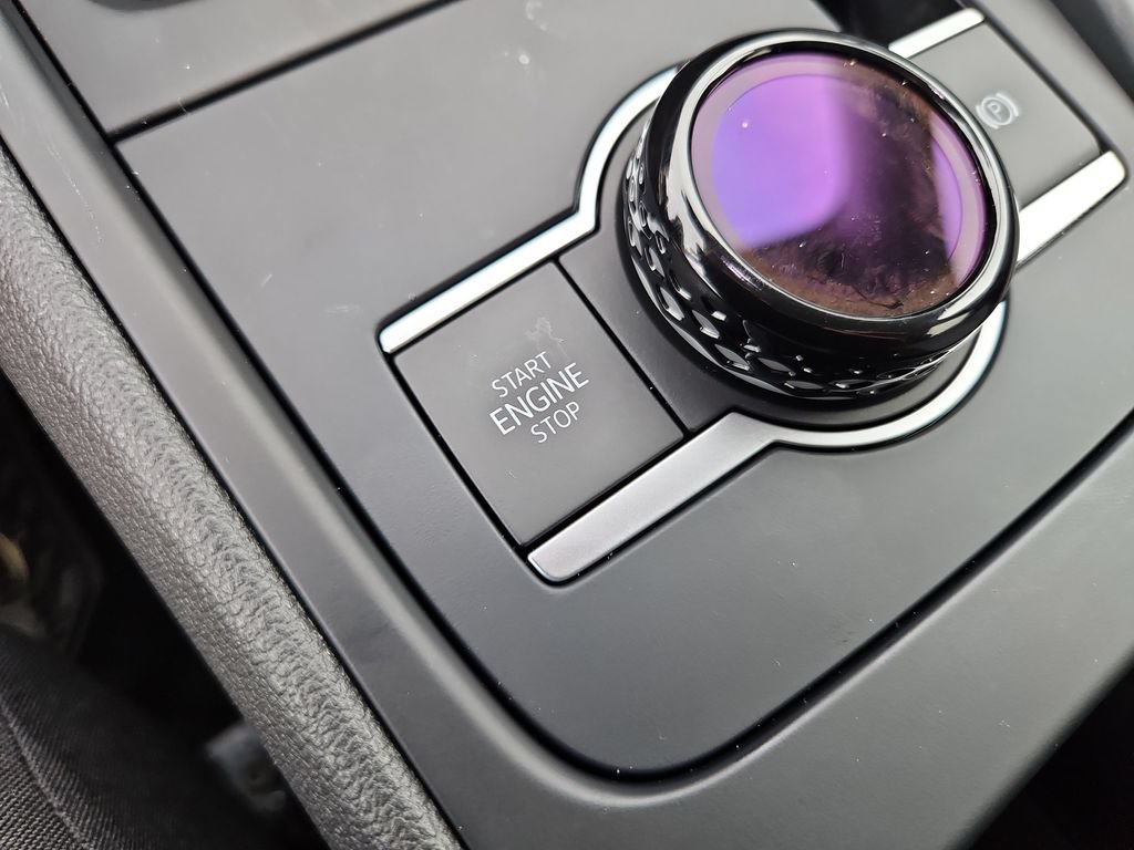 Used 2025 Volkswagen Tiguan S AWD/4WD image 19