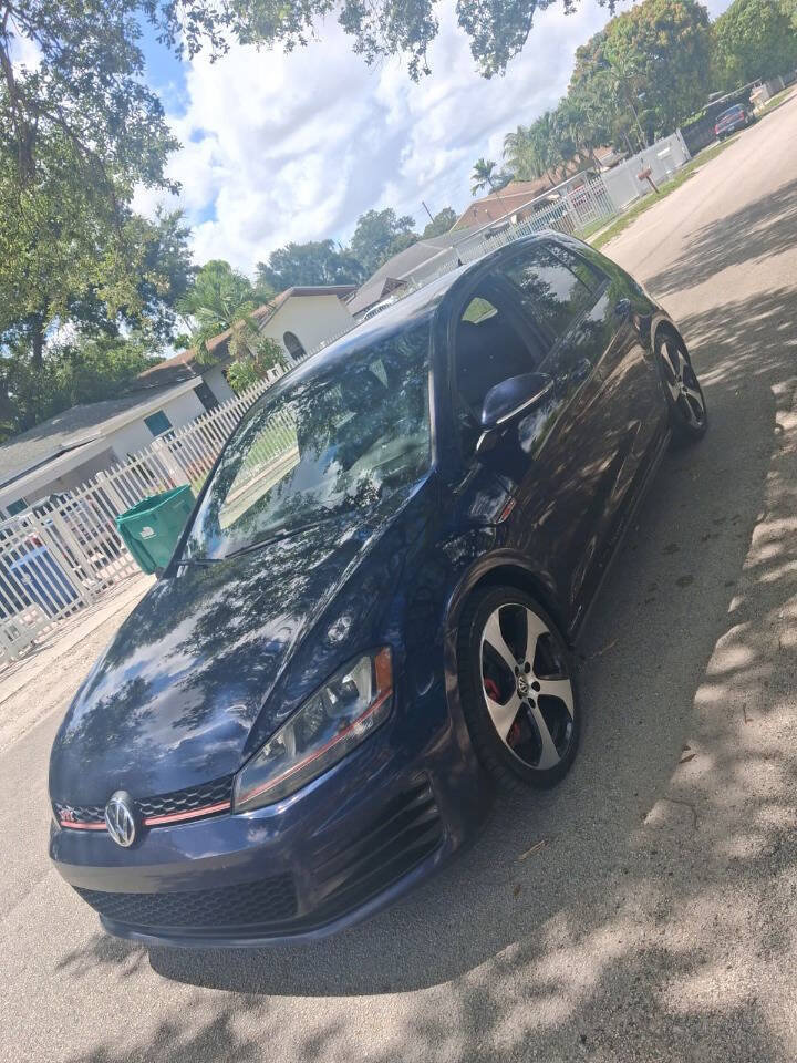 Used 2017 Volkswagen GTI Sport FWD image 1