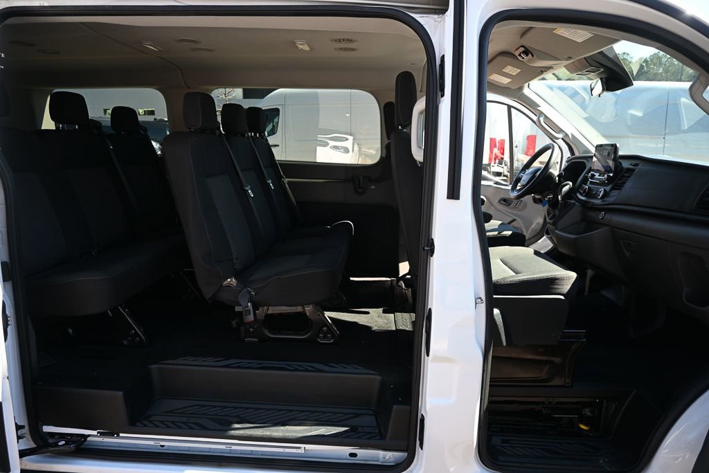 Used 2020 Ford Transit 150 XL image 24